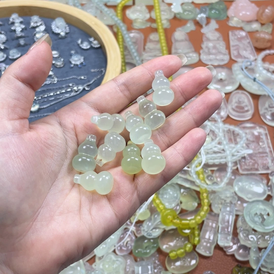 蛇纹石玉未镶嵌多样性随机发一