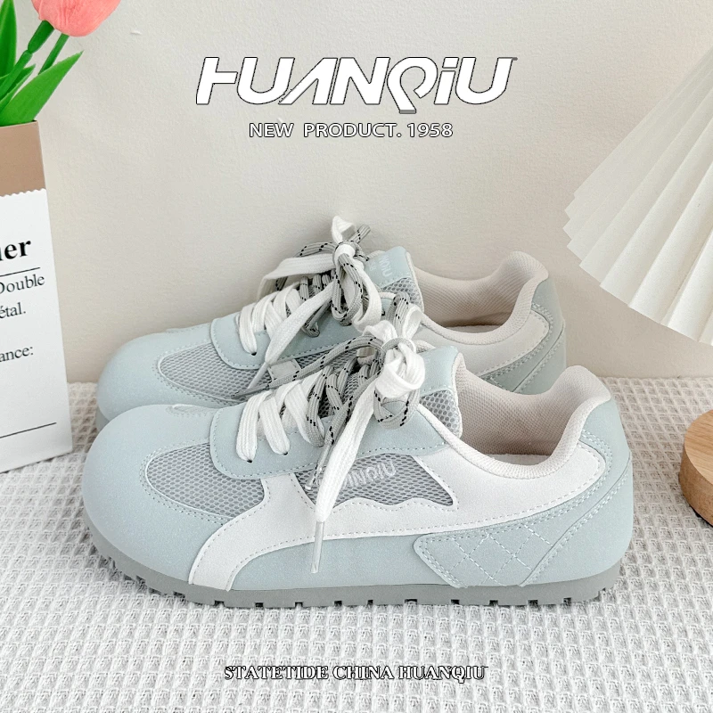 环球浅蓝色高颜值德训鞋2025夏季爆款学生校园软底轻便舒适百搭鞋