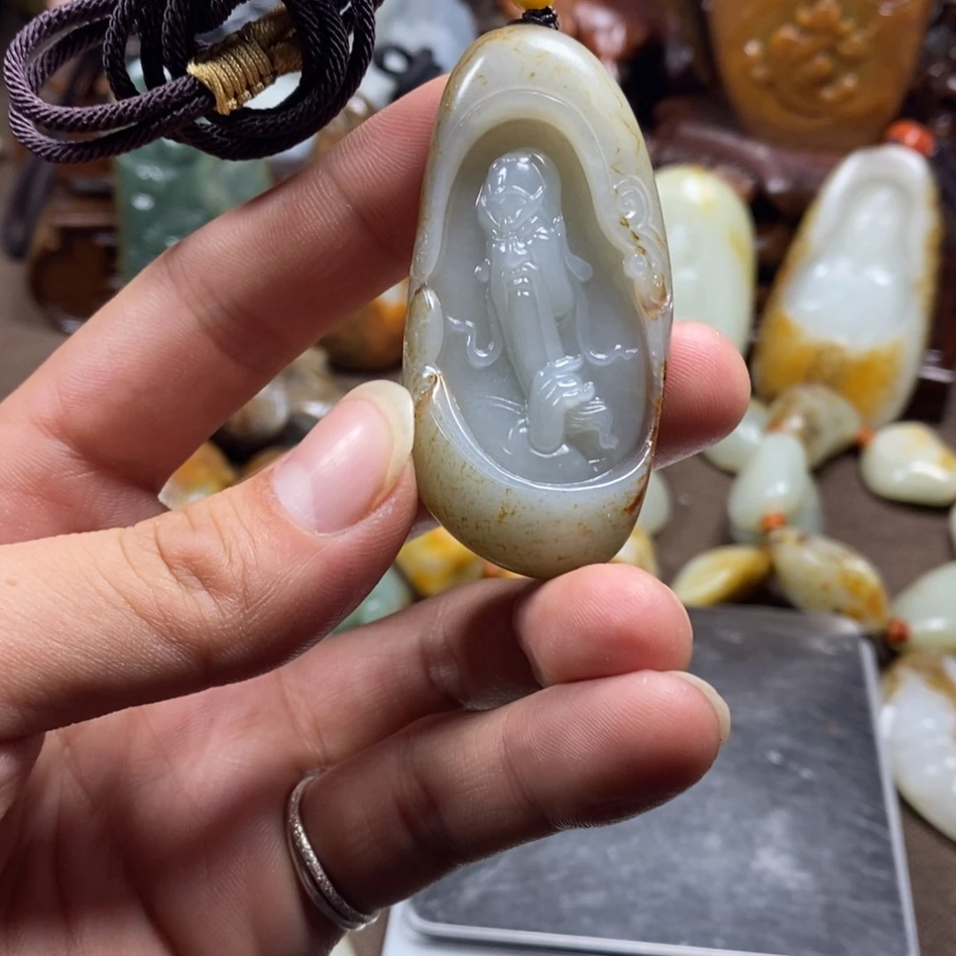 和田玉未镶嵌挂件