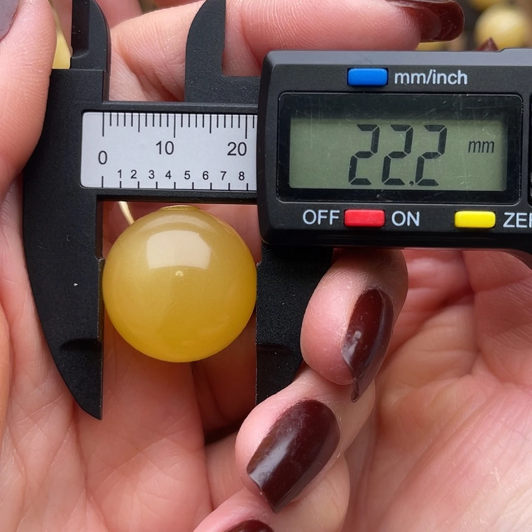 琥珀未镶嵌裸石蜜蜡满蜜圆珠鸽