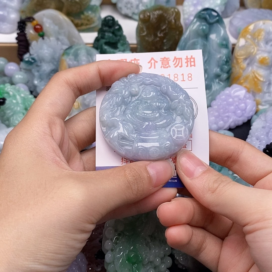 吊坠(不含链)未镶嵌翡翠