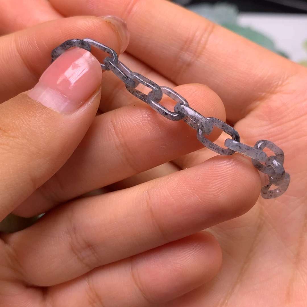 定制翡翠未镶嵌环环相扣