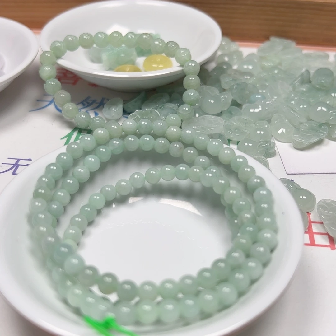 【闪购商品】未镶嵌手链翡翠黑*服卡5++
