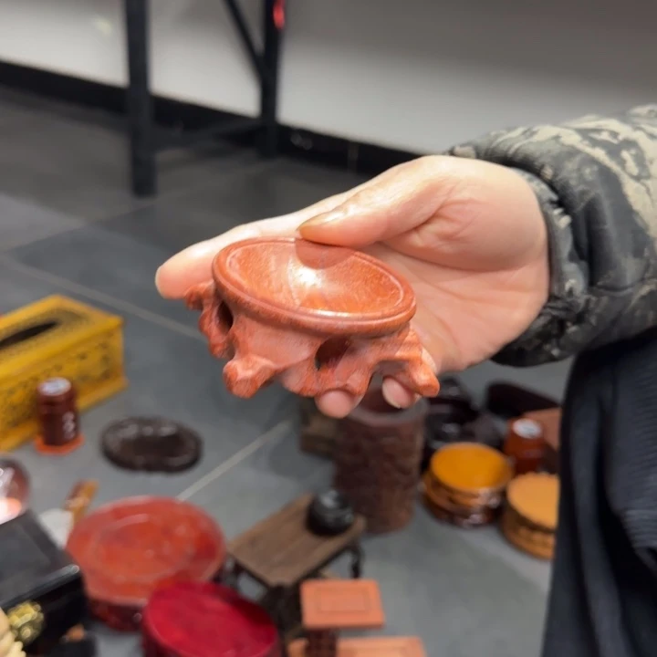 摆件橄榄核红木工艺品底座等