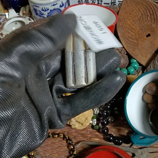 虎***1瓷片6051号工艺品