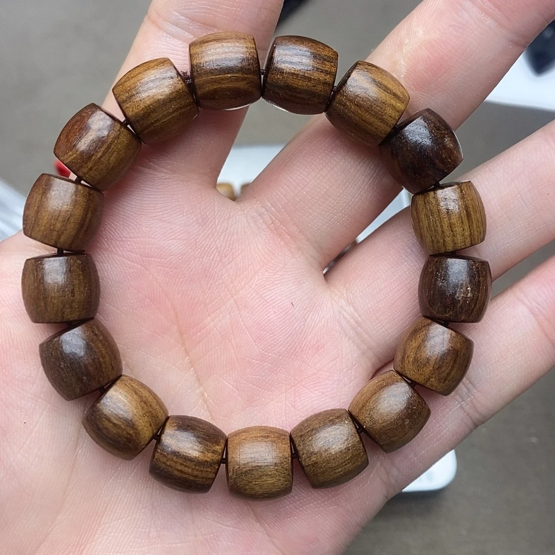 沉香手串巴布亚黄油贡木104号