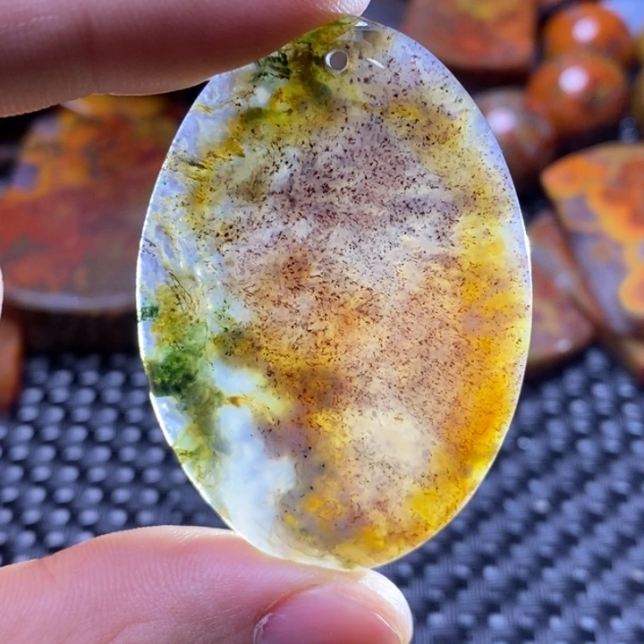 玛瑙/玉髓颈饰未镶嵌