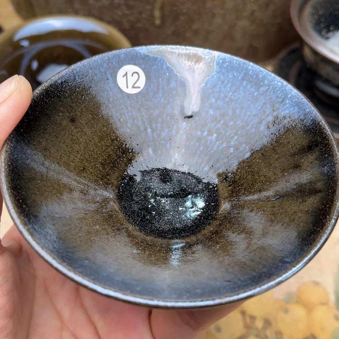 茶盏义兴龙窑坚持真柴烧