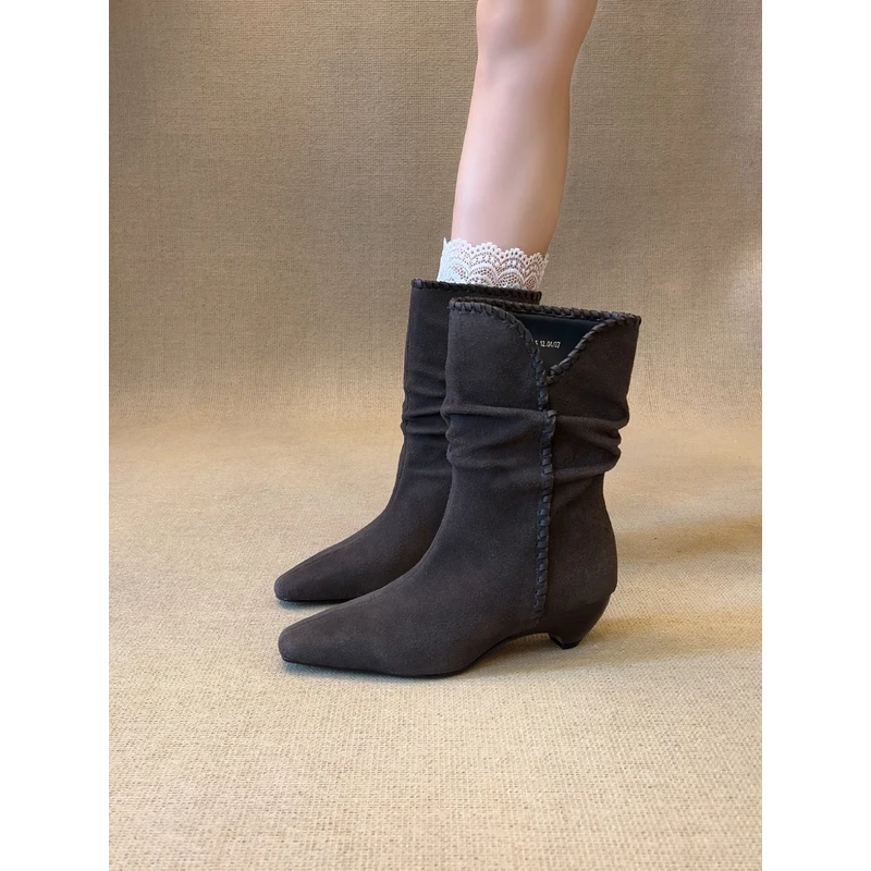 nnmiss·34-40/4.5cm简约复古方头坡跟短靴时尚百搭V口褶皱堆堆靴
