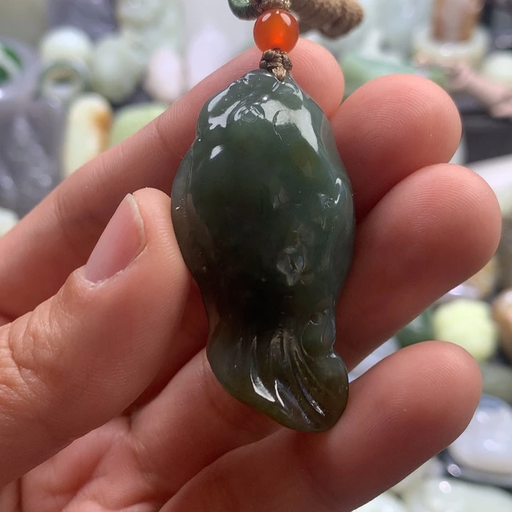 和田玉颈饰未镶嵌