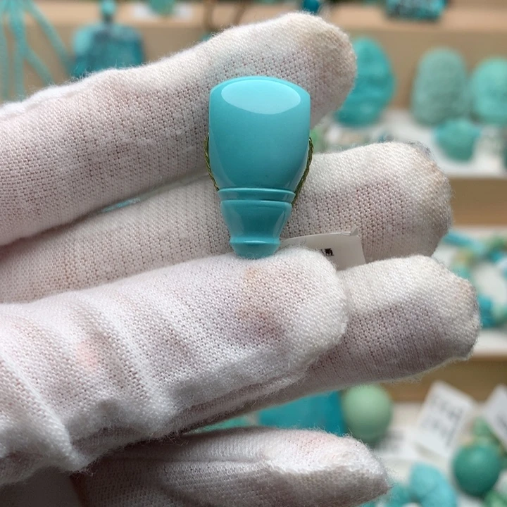 绿松石未镶嵌珠宝奇石高瓷蓝精品三通13.3*24.3mm