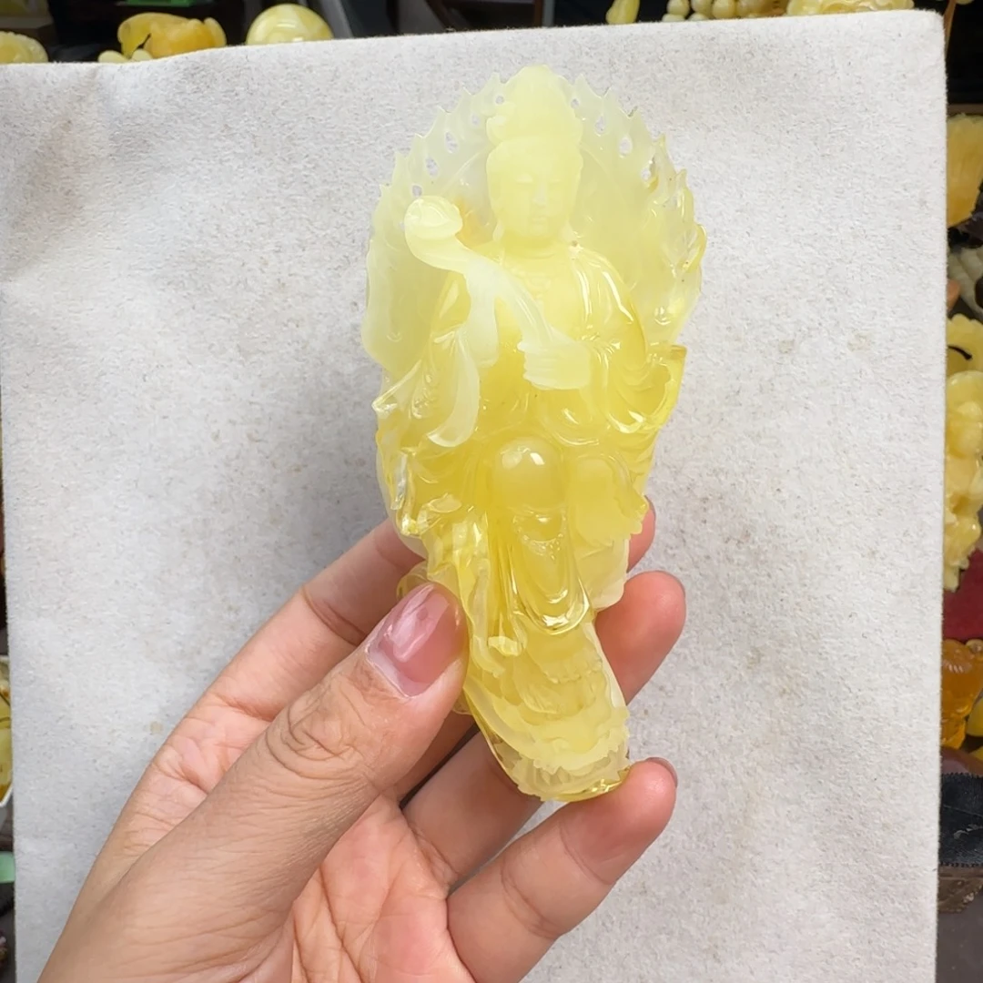 蜜蜡未镶嵌珠宝奇石