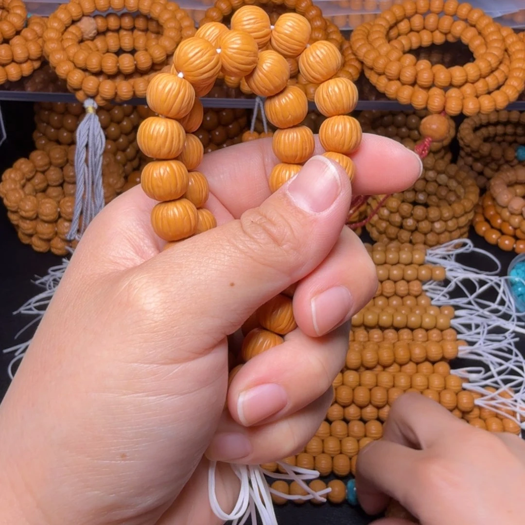 猴头核桃吊坠安****市精修911手串37颗籽