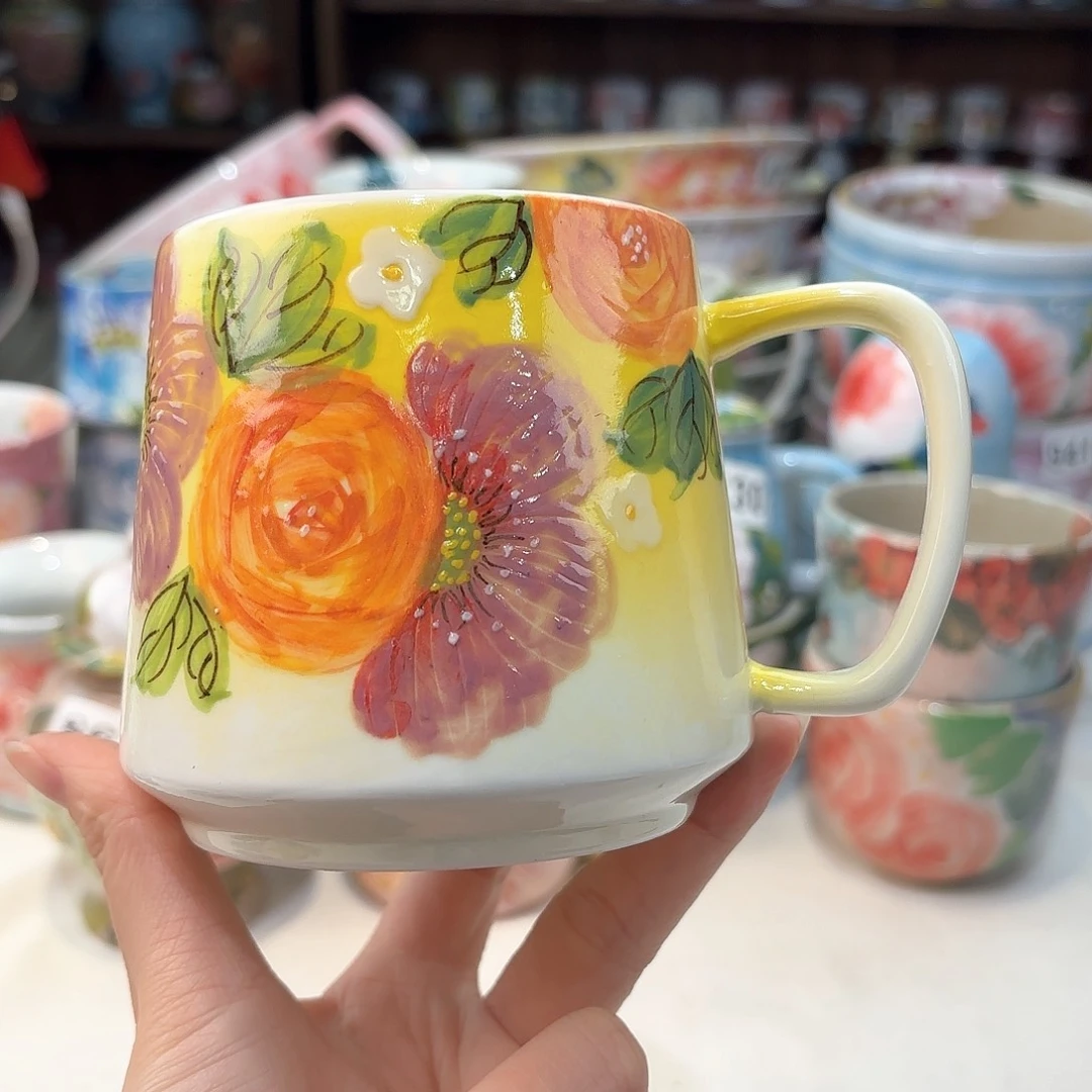 瓷片兔兔好可爱呀打