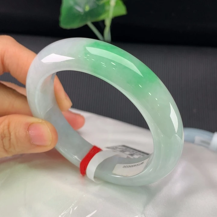 翡翠未镶嵌手镯正圈55