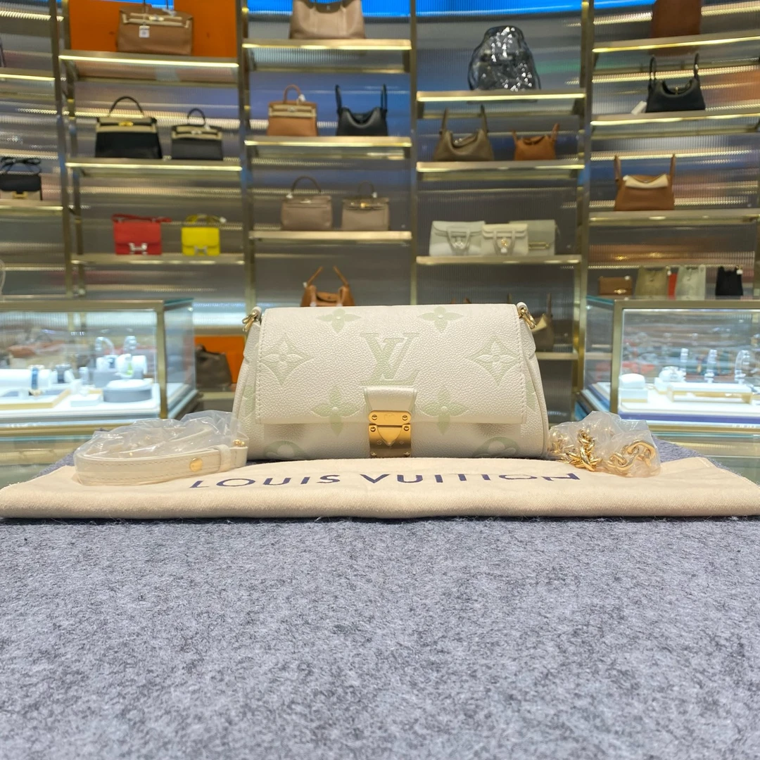 全新未使用 LV 24新款 Milky Way系列favorite新款抹茶牛奶云朵包