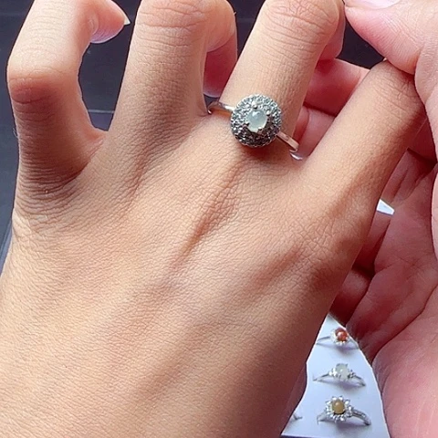 翡翠戒指未镶嵌天然翡翠A货