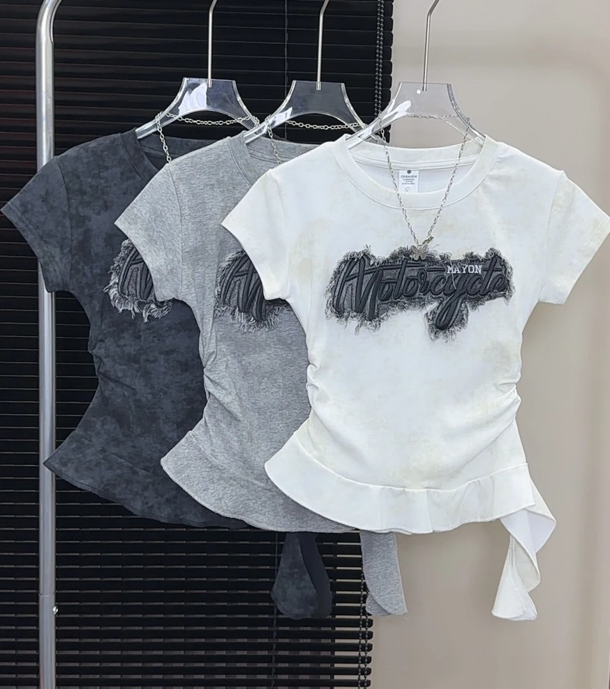 圆领短袖女t恤上衣美式复古字母刺绣正肩褶皱修身圆弧形不规则