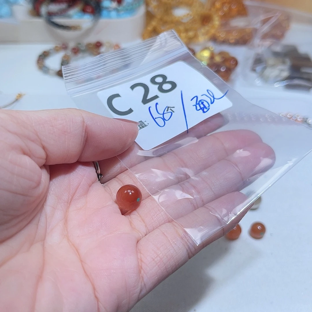 K***ゝ水晶未镶嵌珠宝半成品C28。