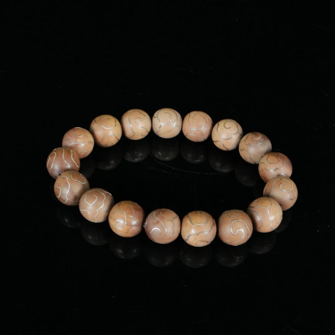 6908  斐济檀香银丝手串 1.18cm 14.11g