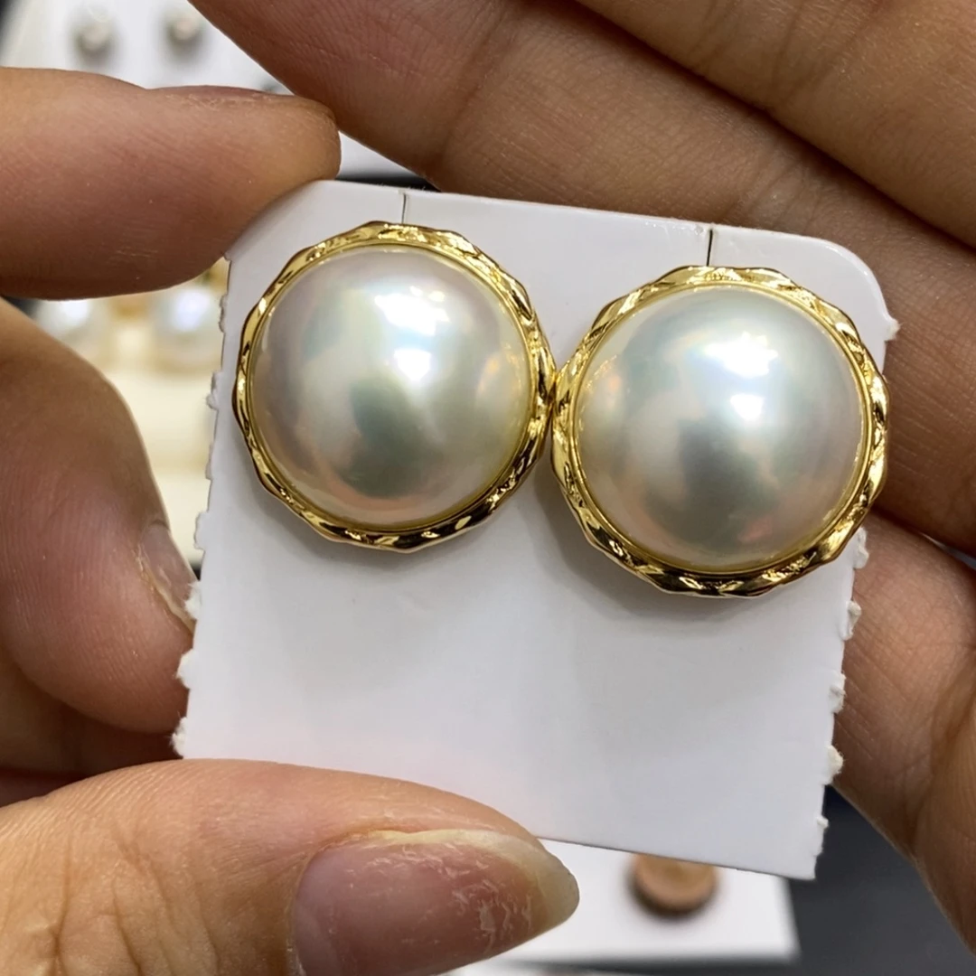 耳饰拼合珍珠（马贝珠）18K金镶嵌