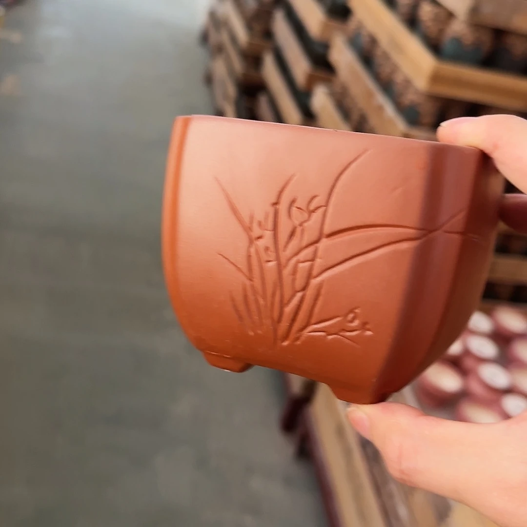 福利局库存尾单·有孔花盆当天满9元发