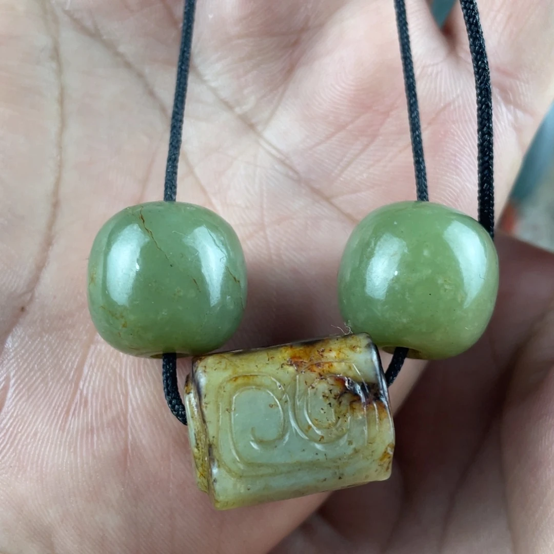 和田玉（糖玉）未镶嵌颈饰