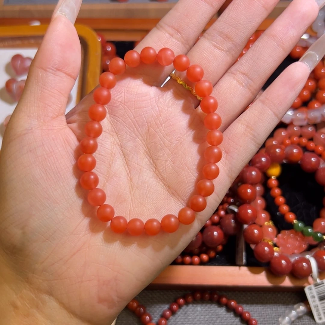 南红玛瑙手串未镶嵌6mm