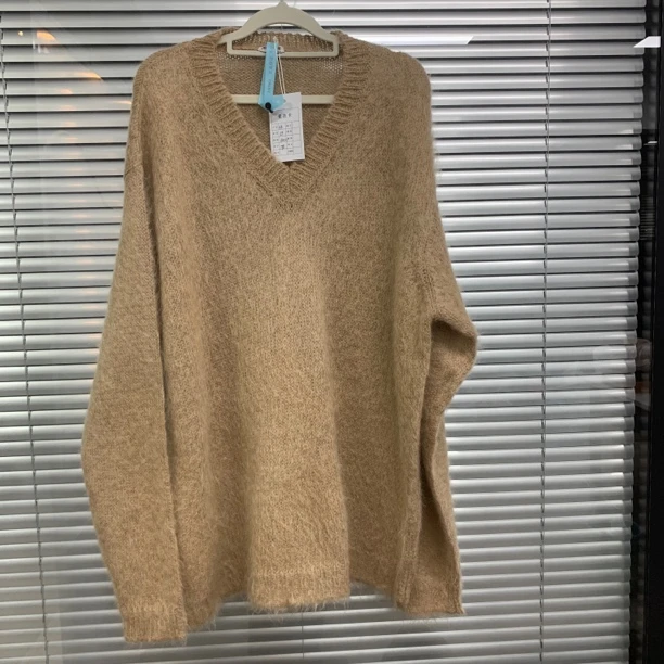 99新 MIU MIU/缪缪 V领针织衫/46码/A03967