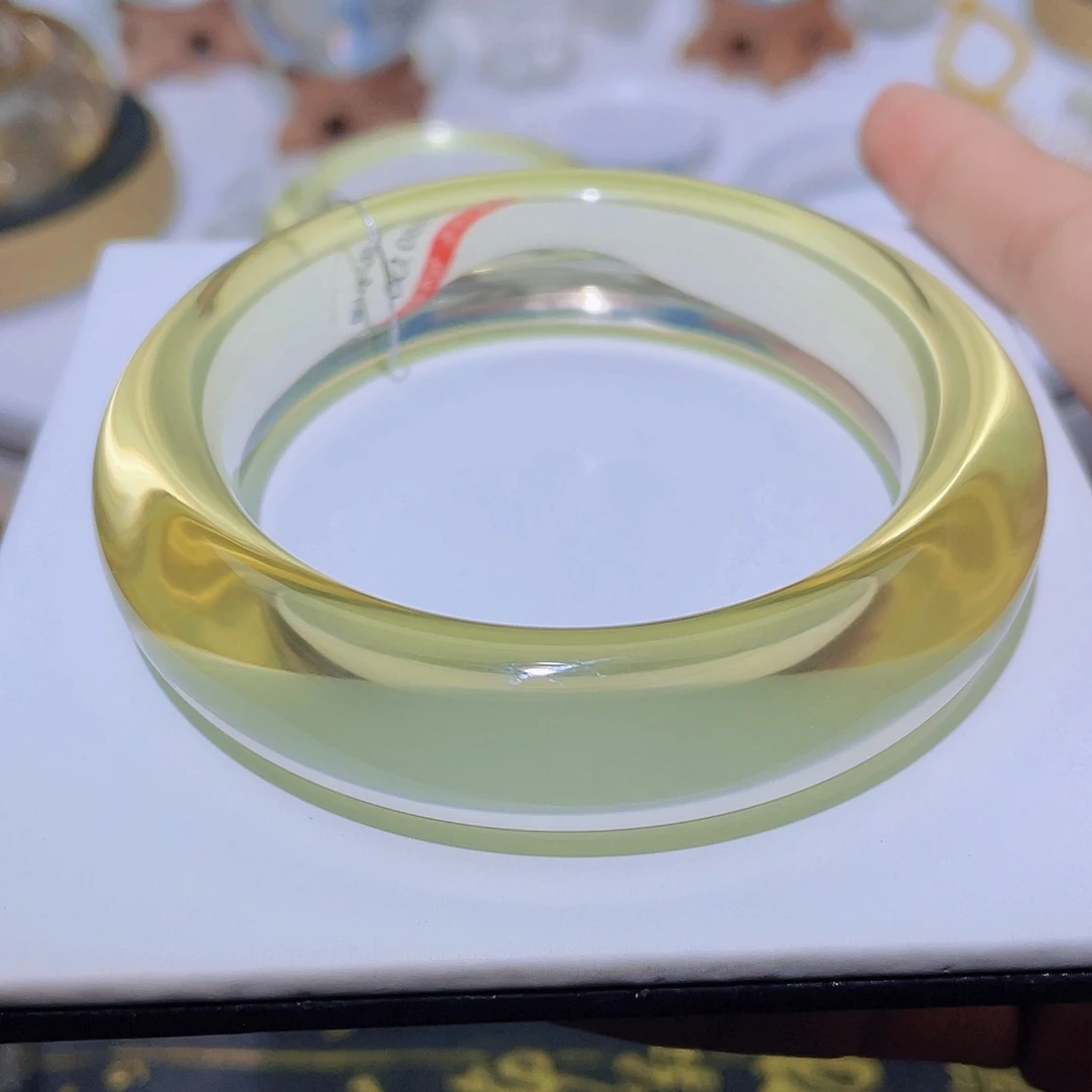 水晶手镯未镶嵌小*儿黄水晶纯净体