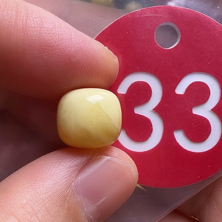 蜜蜡未镶嵌珠宝奇石10.8m m