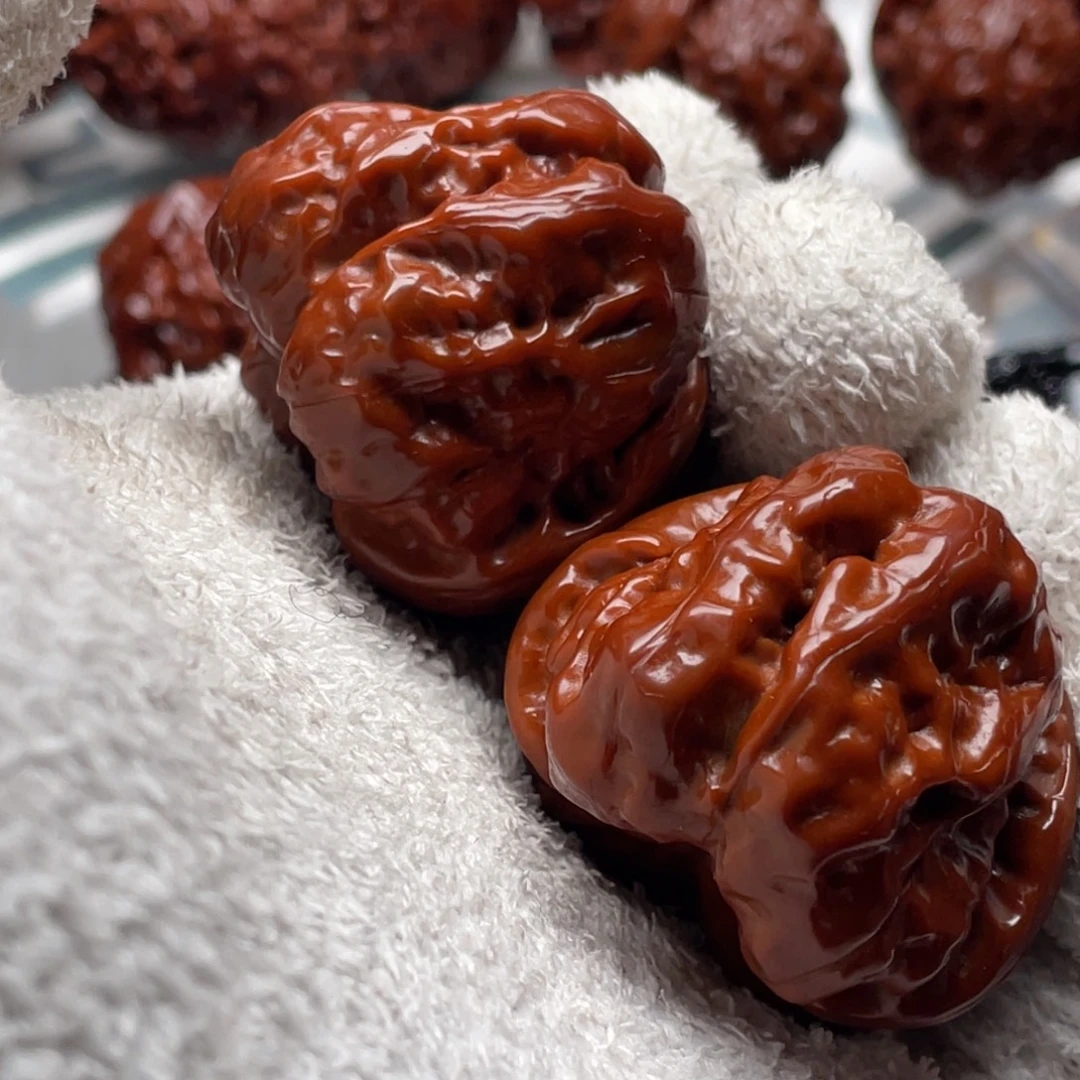 啊***啊文玩核桃把件文玩核桃