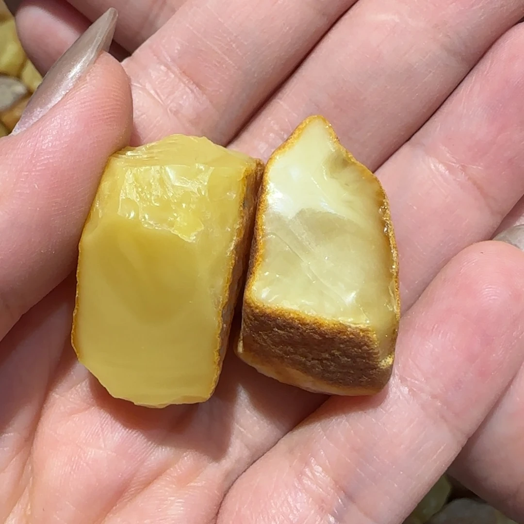 定制琥珀未镶嵌蜜蜡