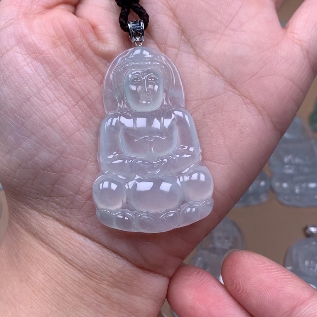 翡翠18K金镶嵌颈饰缅甸翡翠A货