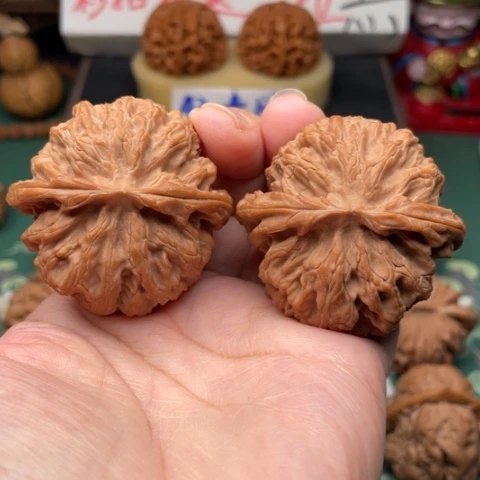 【闪购商品】把件文玩核桃46全品苹果园