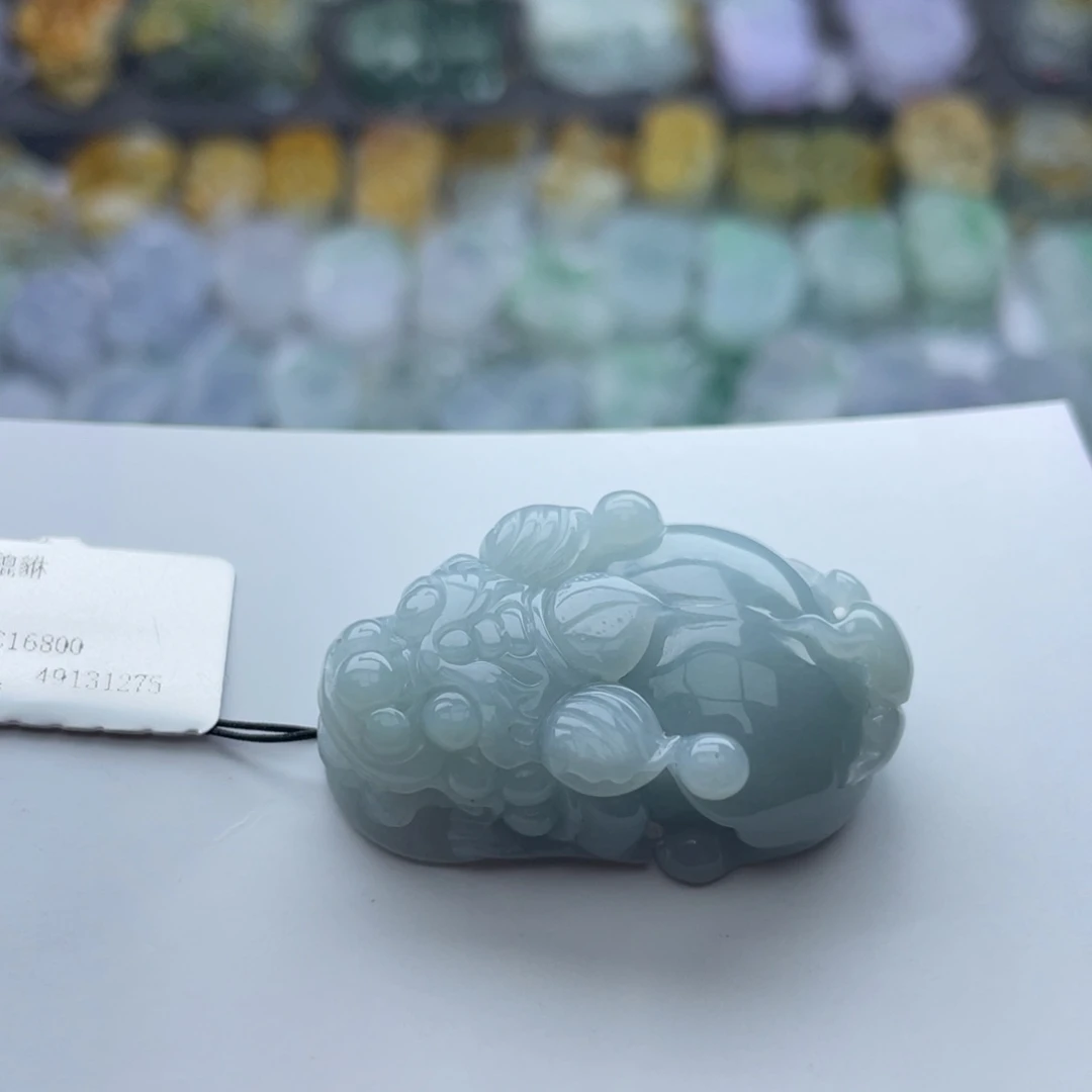 翡翠颈饰未镶嵌貔貅