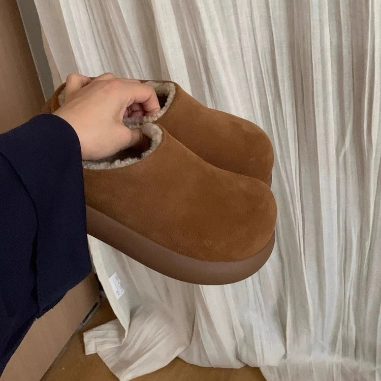 小土豆厚底勃肯鞋加绒包头半拖鞋女外穿2025新款冬季雪地靴棉拖鞋