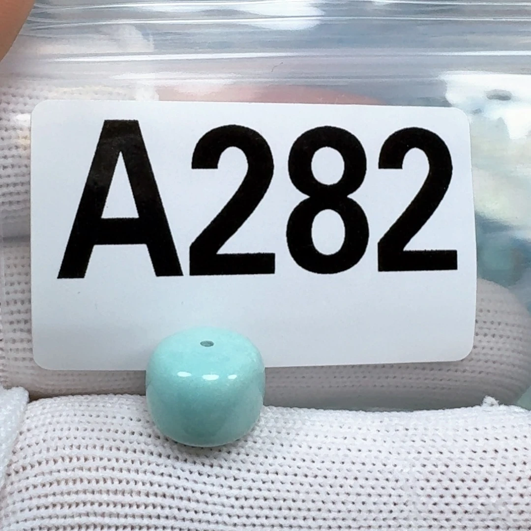 未镶嵌绿松石珠宝奇石12.4