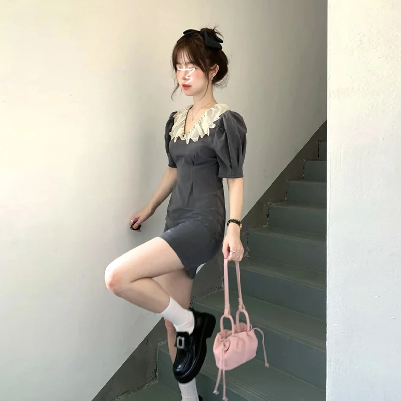 特价泡袖连衣裙子女小个子收腰小众设计短裙夏季新款茶歇法式1745