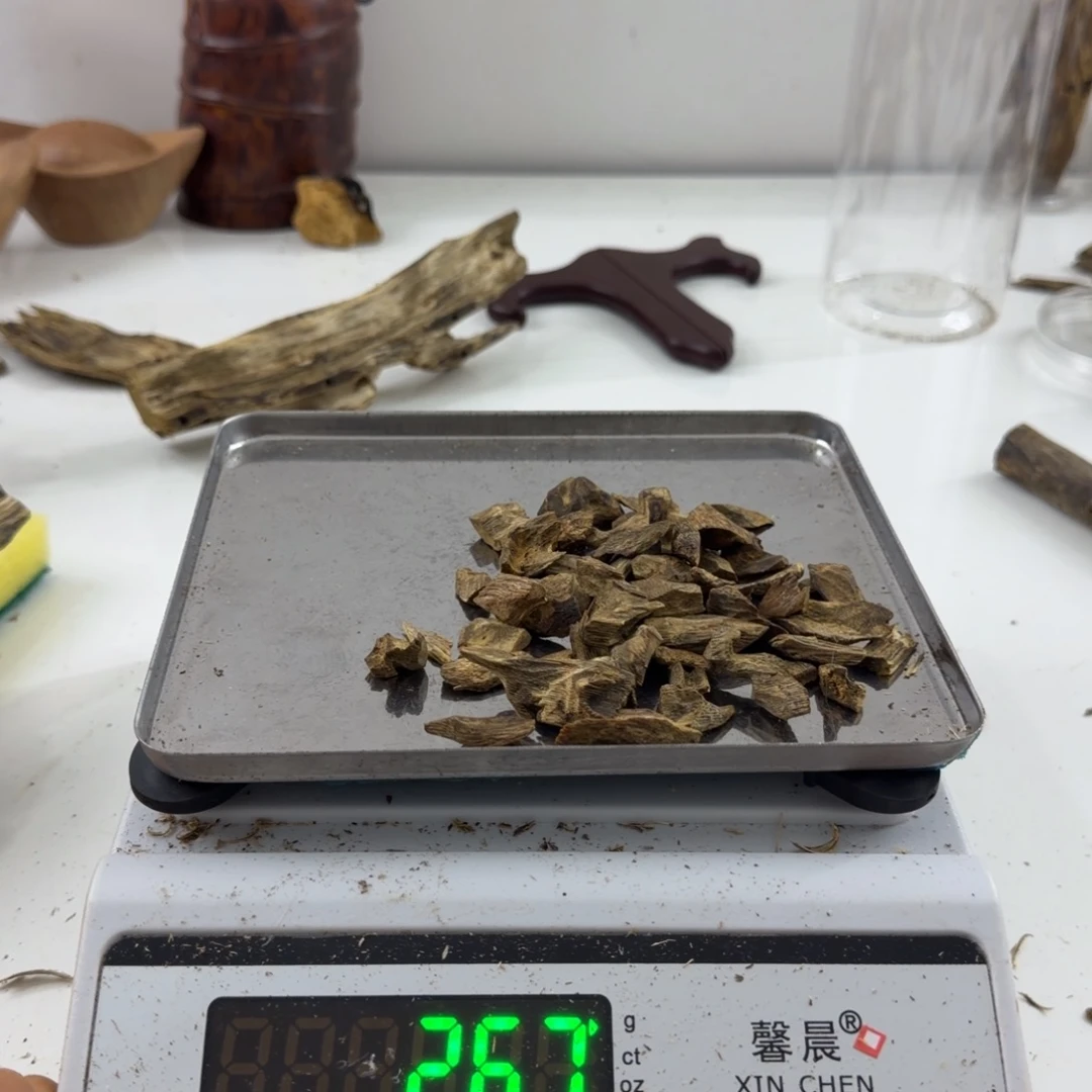 沉香碎屑沉香绿绮楠沉香26克