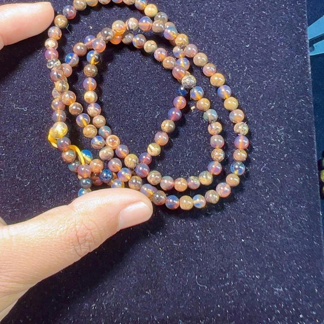 琥珀裸石未镶嵌琥珀