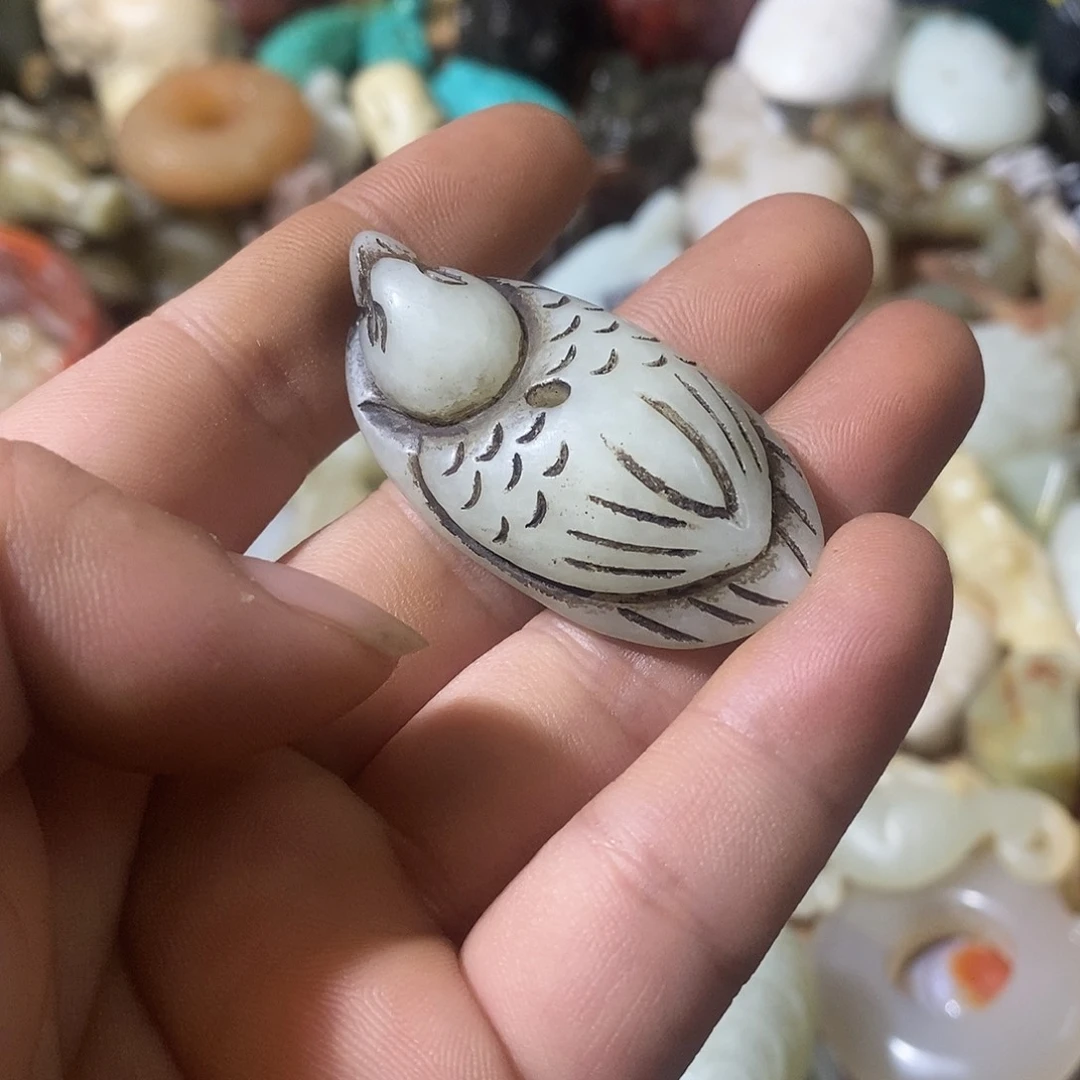 和田玉（糖玉）未镶嵌挂件