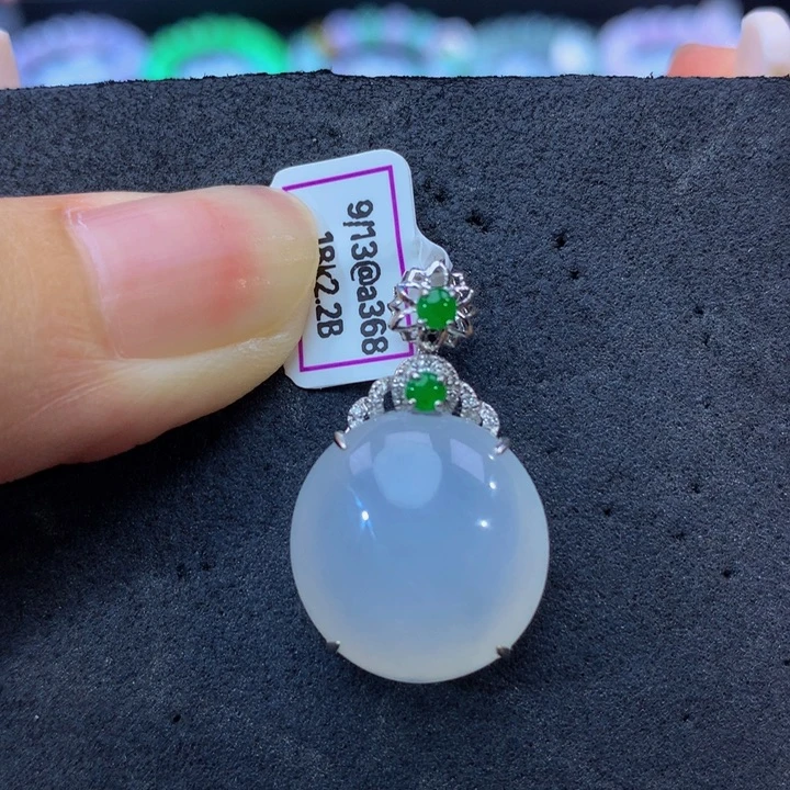 18K金镶嵌手链翡翠翡翠