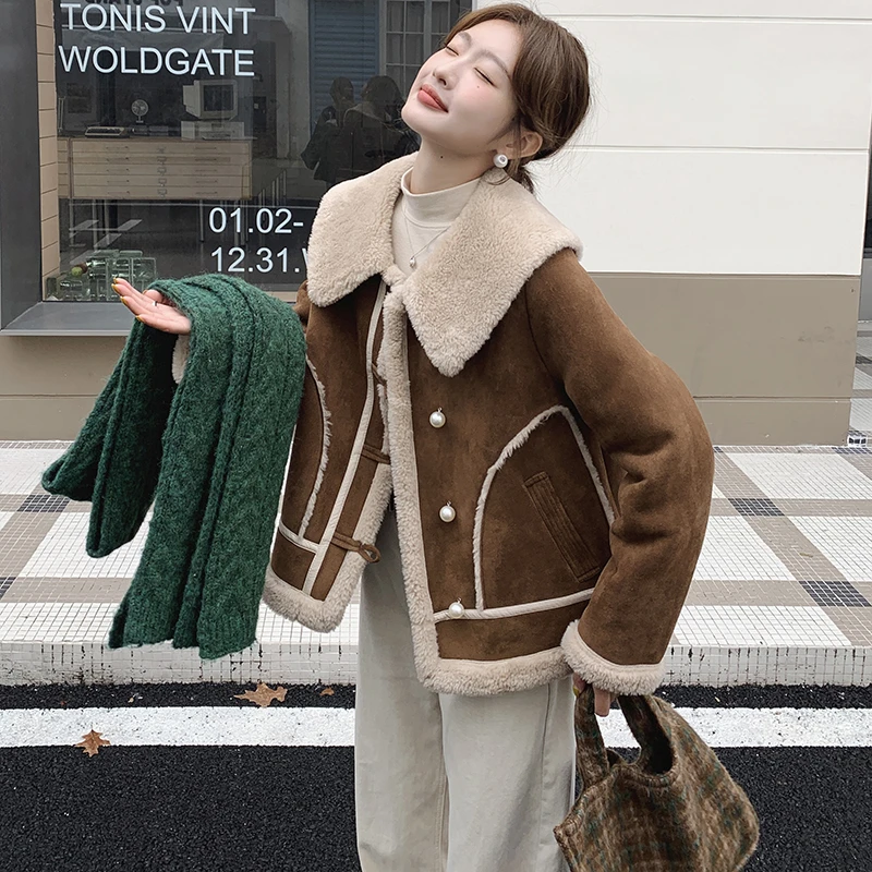 咖色大毛呢羊羔毛外套女2025年秋冬新款翻领保暖韩版拼接棉衣时尚