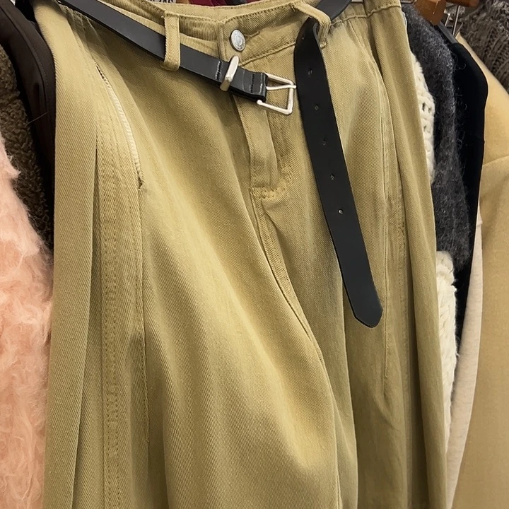 悦***己今天新款 卡其色牛仔裤S 配腰带
