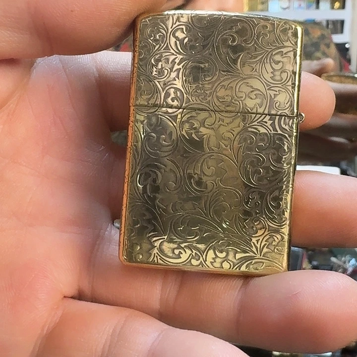 首领黄铜大唐草煤油打火机