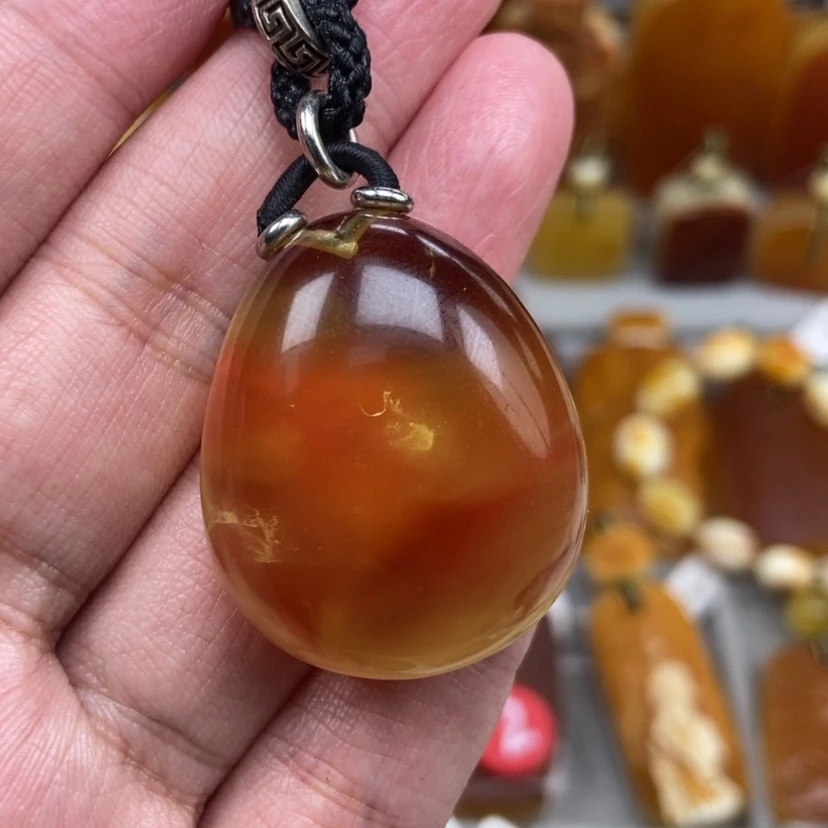 【闪购商品】未镶嵌颈饰琥珀