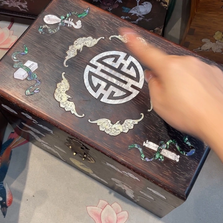 贡木谢谢谢谢谢谢瑕疵