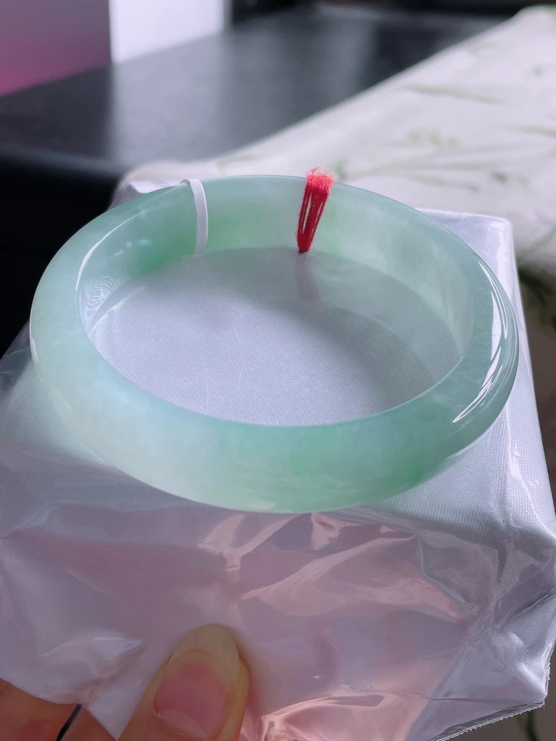 冰糯种浅绿60.3圈正圈贵气优雅正品天然缅甸翡翠A货手镯玉镯