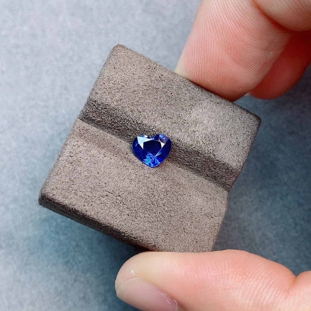 蓝宝石裸石1.14ct 皇家蓝